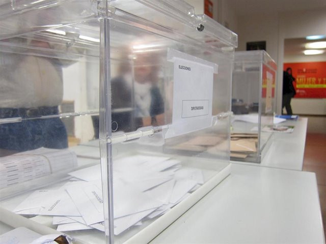 ​El PSOE gana en 32 provincias, el PP en 9, PNV en tres y ERC en otras tres