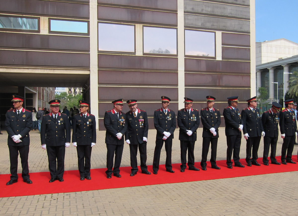 El Dogc publica la convocatoria de ocho plazas de nuevos comisarios de los Mossos