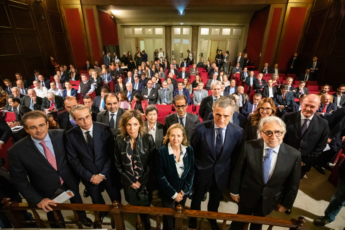 Presentación informe 'Temas candentes de la economía catalana'