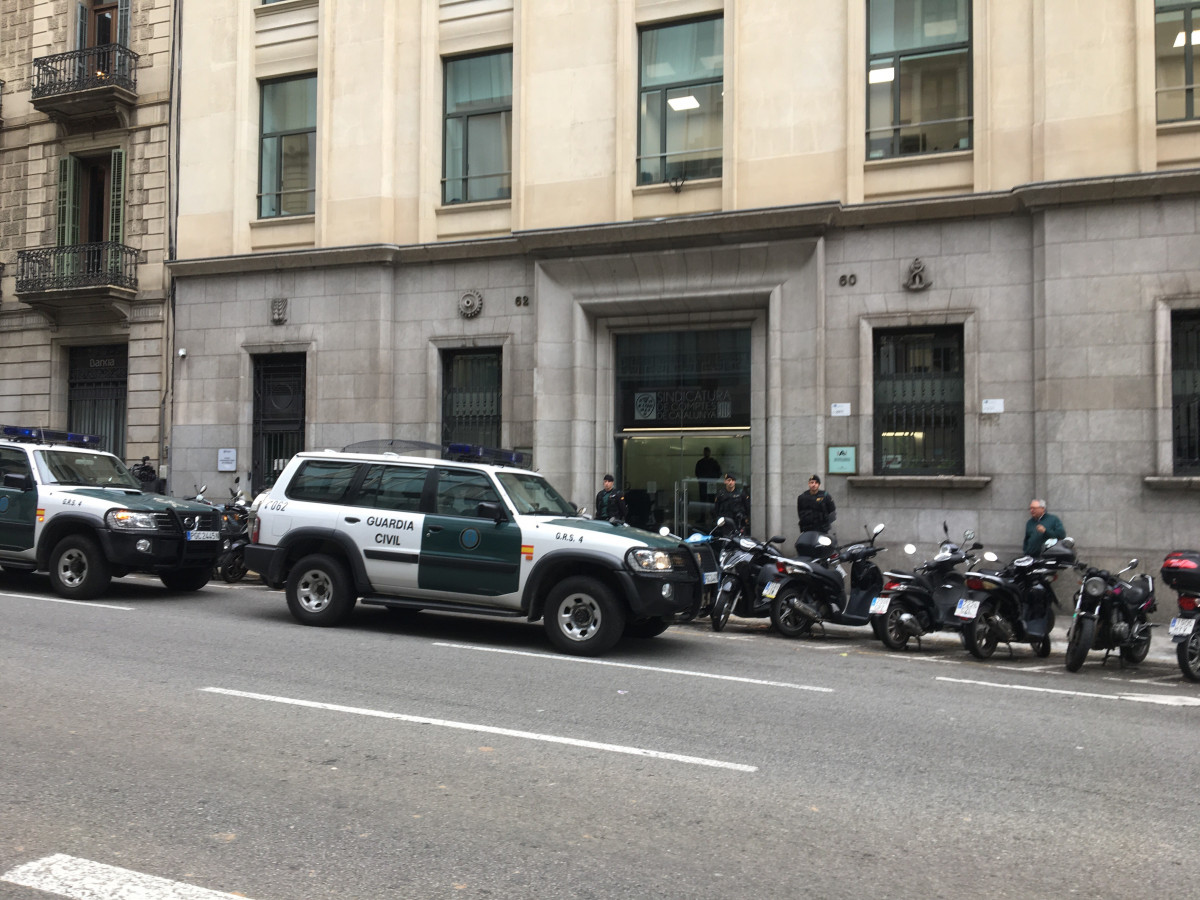 La Guardia Civil registra la empresa ACCO en el marco de una investigación de la Audiencia Nacional