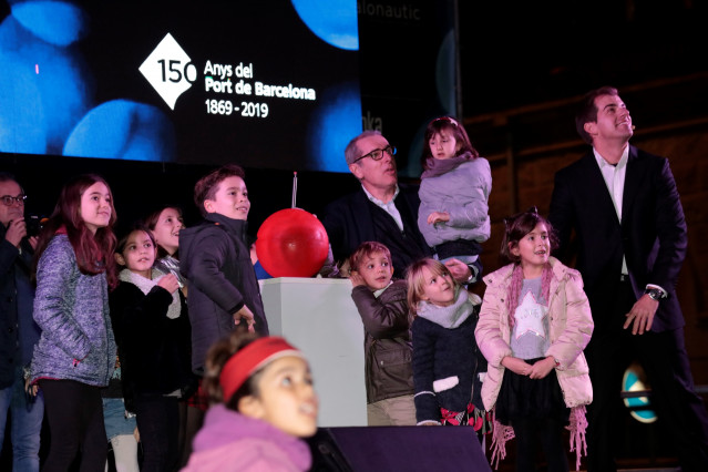 El director del Puerto de Barcelona, José Alberto Carbonell, en la primera feria de Navidad junto al mar