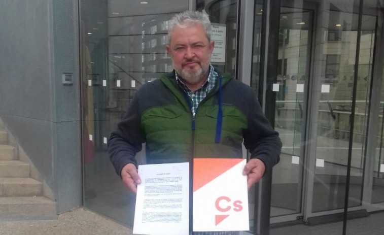 ​Cs denuncia al alcalde de Alcarràs por arriar la bandera española