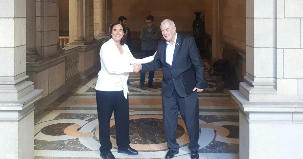 La alcaldesa de Barcelona, Ada Colau, y el líder de ERC en el Ayuntamiento, Ernest Maragall