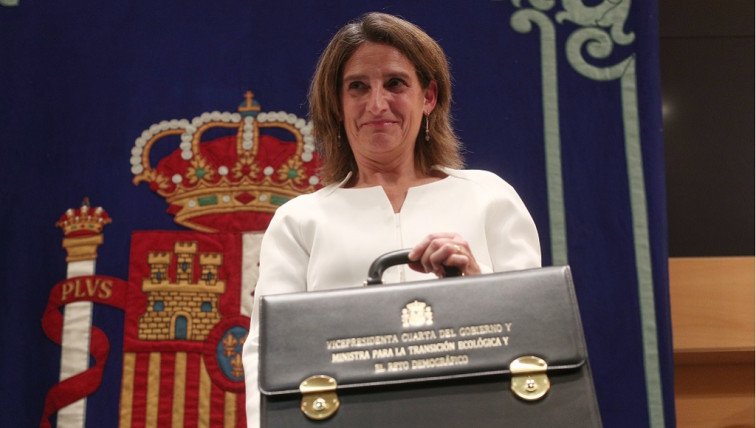 Primero la familia, y si es el/la consorte, mejor