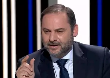 ábalos responde preguntas sobre su encuentro con Delcy