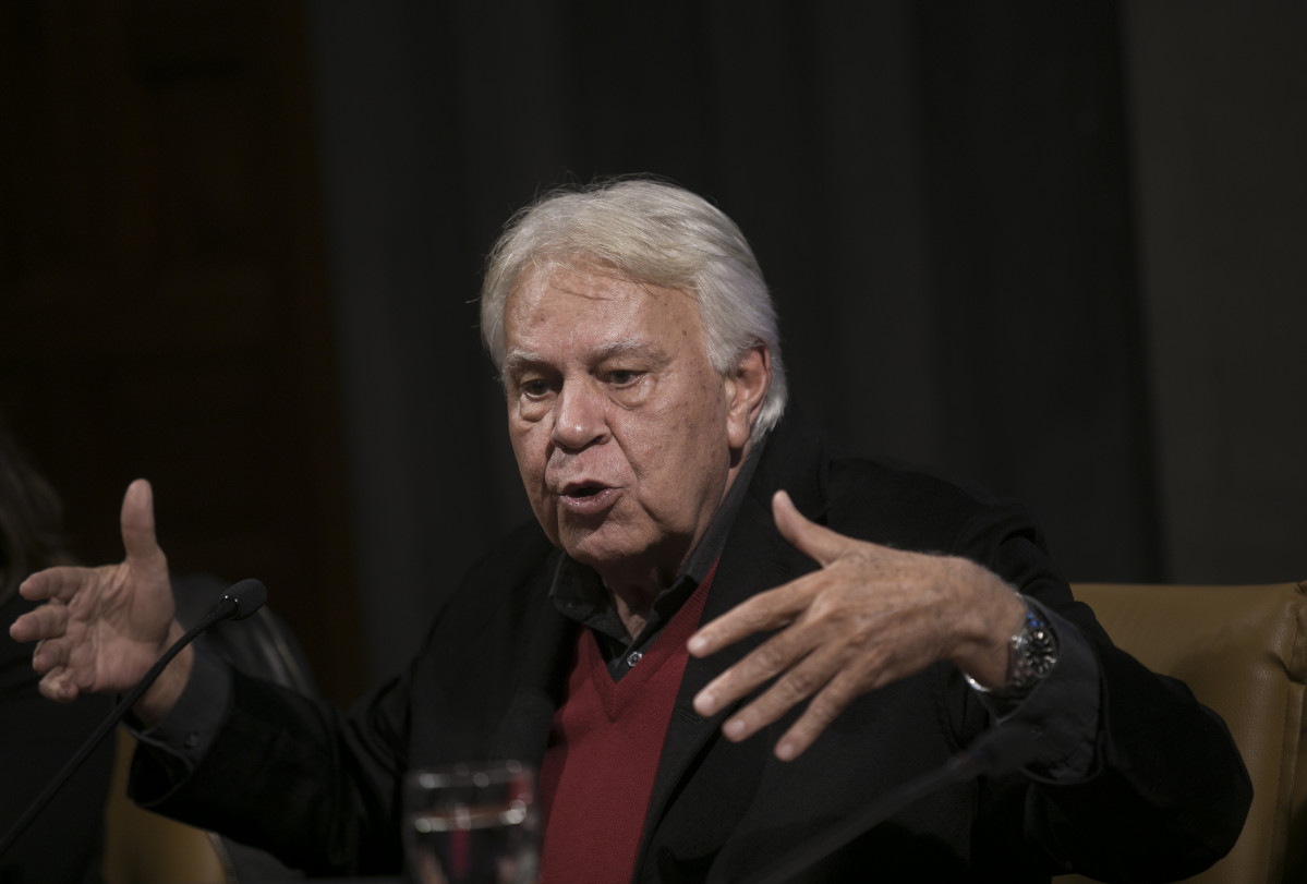 Felipe González en la presentación de su Fundación 2
