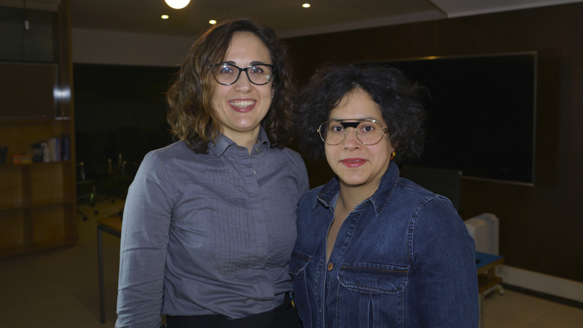Vanessa y Carolina   WiM