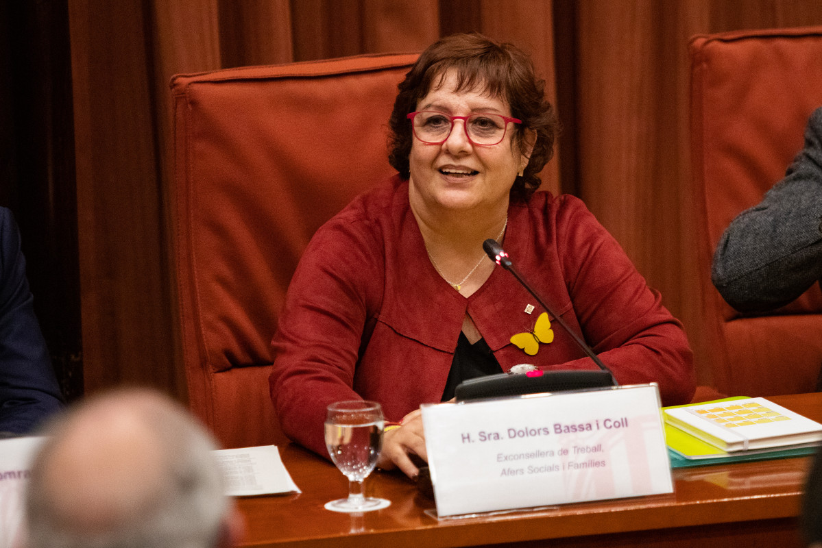 La exconsellera de Trabajo, Asuntos Sociales y Familia de la Generalitat y presa del 'Procés', Dolors Bassa, declara ante la Comisión de Investigación de la aplicación del 155 en Catalunya, en el 