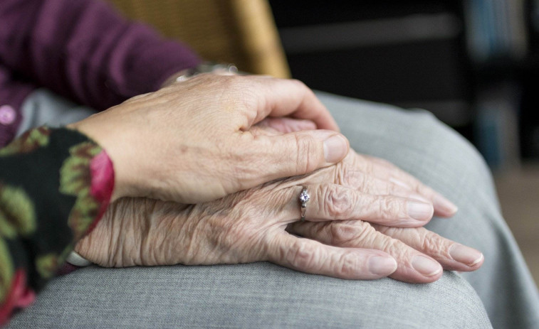 Salut recomienda no ingresar a mayores de 80 años contagiados por coronavirus en la UCI