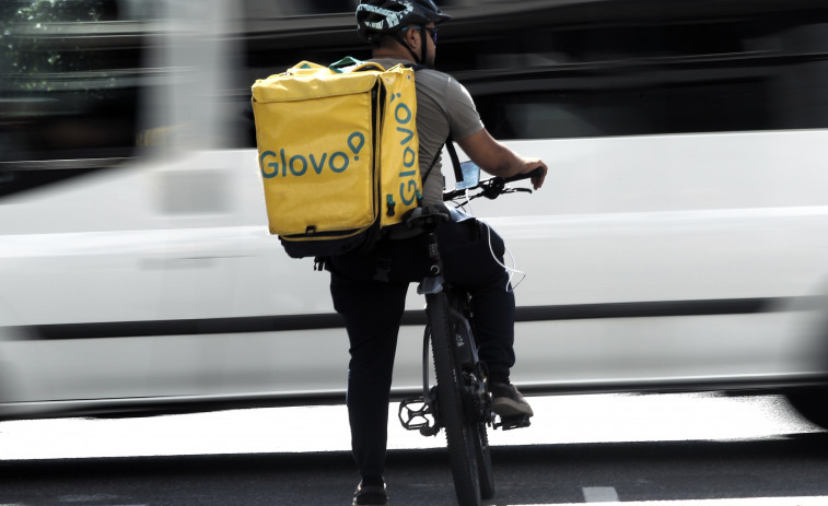 Glovo recorta a la mitad la tarifa de sus riders en Barcelona durante la pandemia