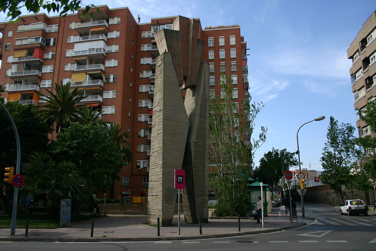 1200px Spain.Catalonia.Hospitalet.La.Creu.de.St.Eulalia