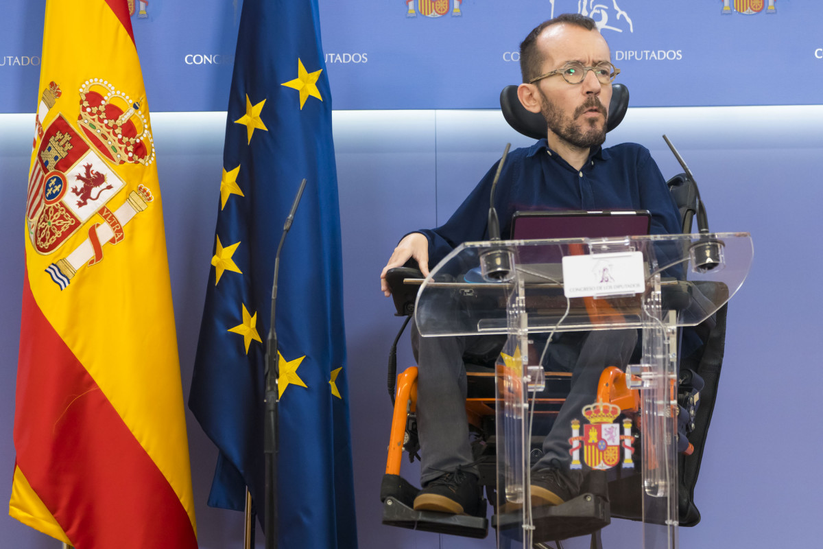 El portavoz de Unidas Podemos en el Congreso, Pablo Echenique, en rueda de prensa
