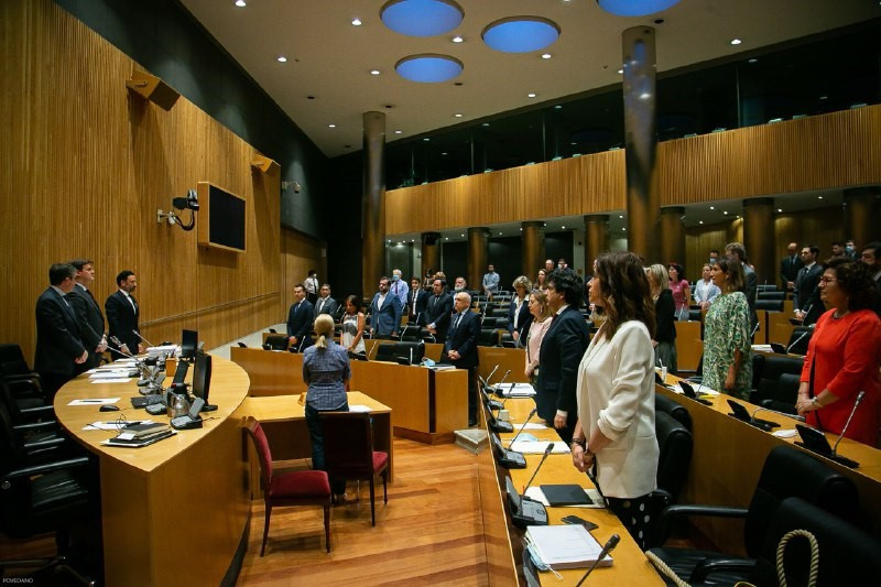 EuropaPress 3218549 diputados comision reconstruccion social economica guardan minuto silencio