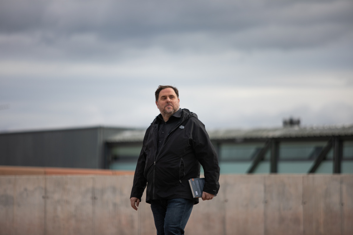 El líder de ERC, Oriol Junqueras, a su salida de la prisión de Lledoners en marzo
