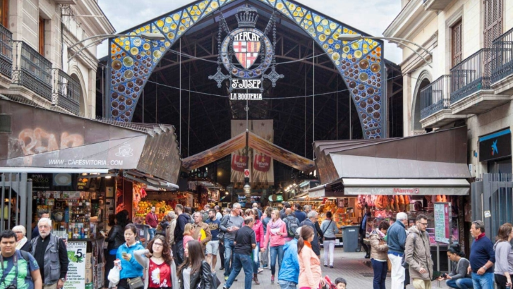 Aigües de Barcelona y La Boqueria llegan a un acuerdo para promover la sostenibilidad conjuntamente