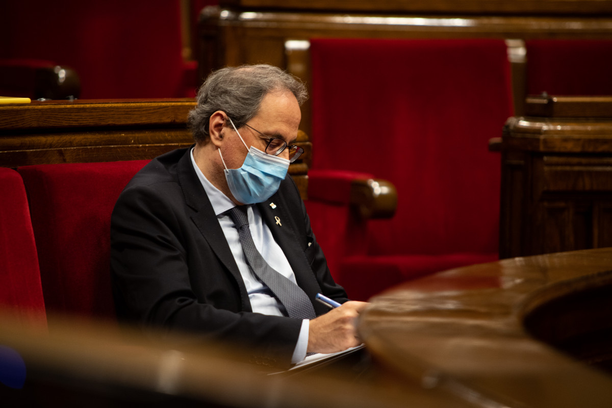 El presidente de la Generalitat, Quim Torra, durante un pleno extraordinario sobre la monarquía.