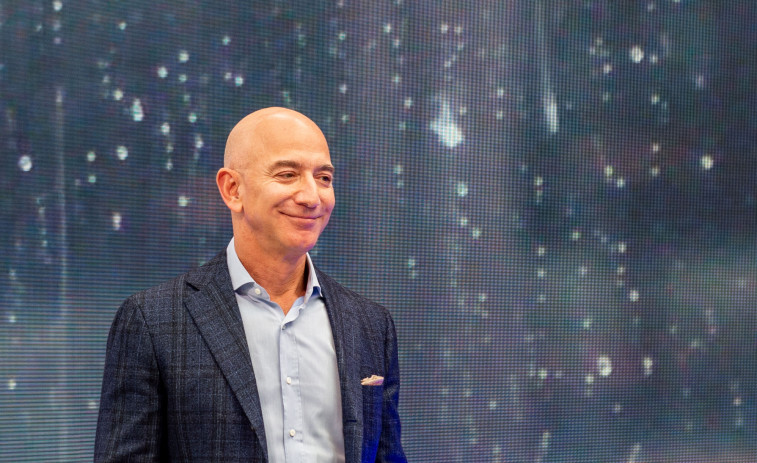 La boda de Bezos cede a la presión y cambia de planes en Venecia