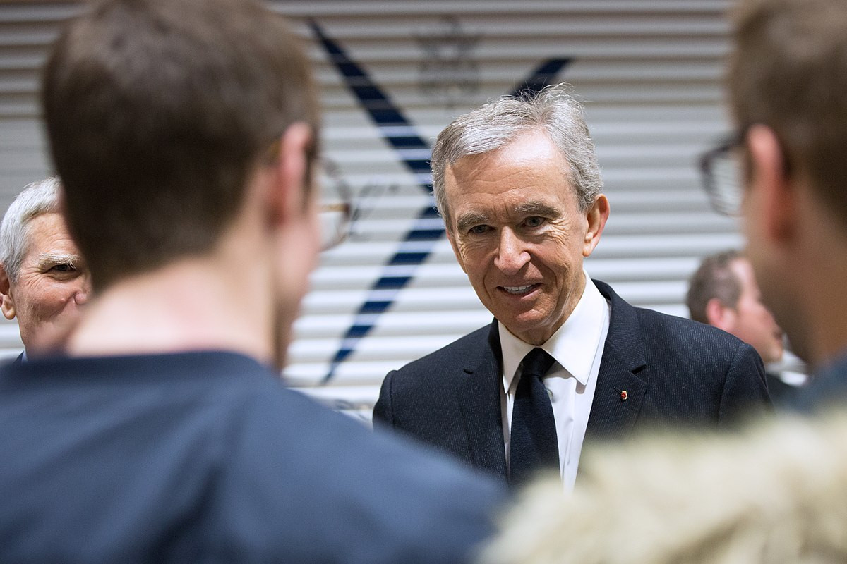1200px Bernard Arnault (1)   2017 (1)