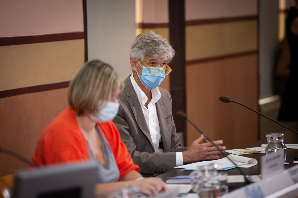 El secretari de Salut Pública de la Generalitat, Josep Maria Argimon, presenta els línies estratègiques del pla de control del Covid-19 en la Conselleria de Sanitat, a Barcelona, Catalunya (Espanya