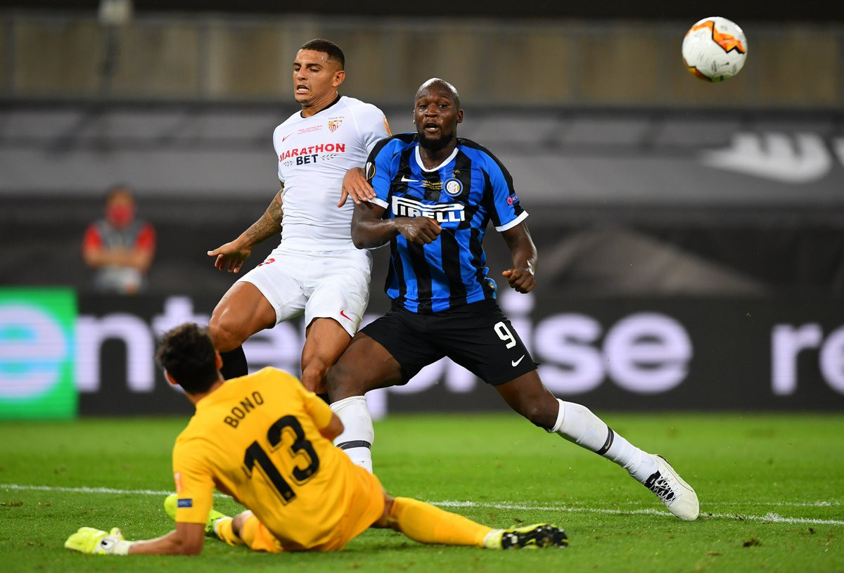 Lukaku  diego carlos   sevilla   inter