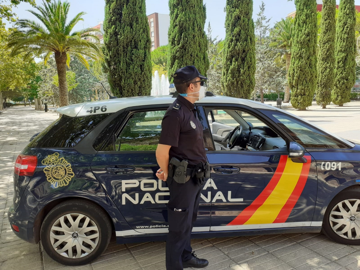 Agente de la Policía Nacional.
