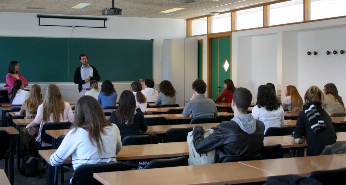 EuropaPress 3237874 alumnos clase