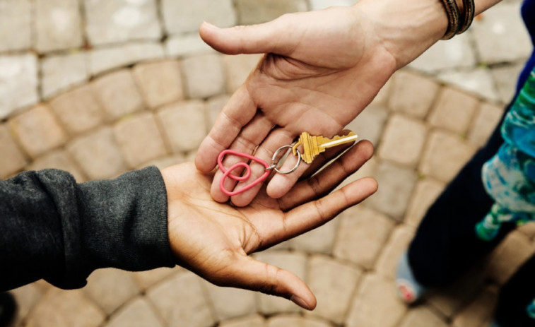 Golpe directo a Airbnb, Consumo elimina 66.000 anuncios ilegales