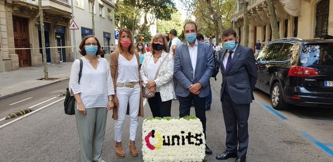 EuropaPress 3309803 ramon espadaler albert batlle encabezan ofrenda units per avancar monumento