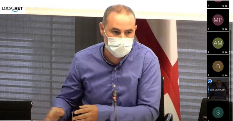 ​El Ayuntamiento de Barcelona acepta desvincular la tasa de residuos del consumo del agua