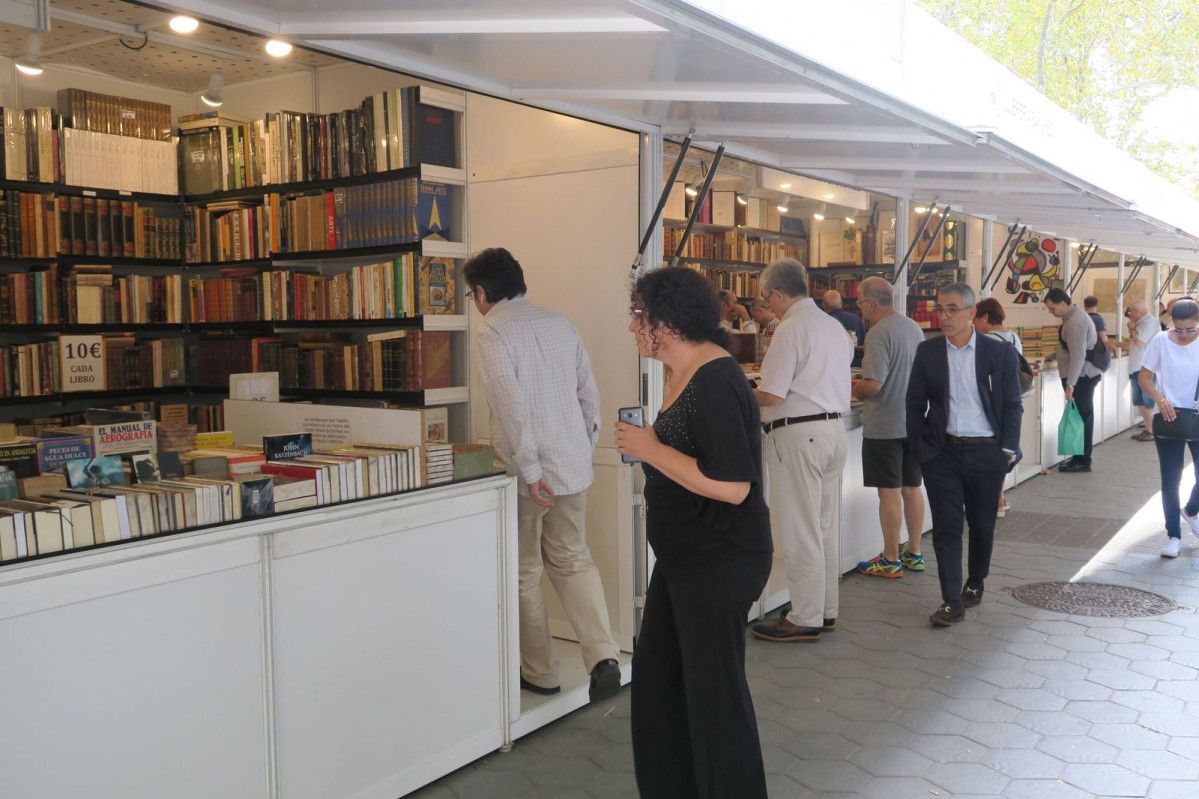 Libros 69 Feria Libro ocasión Stands