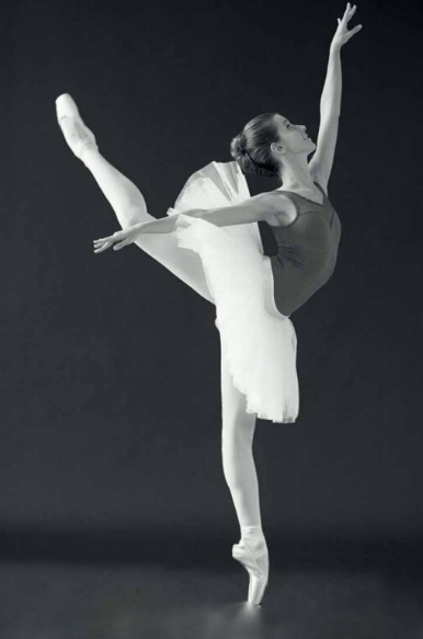Teatro Gala bailarines catalanes Julia Roca