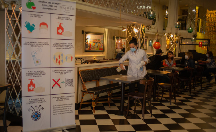 Los hosteleros piden aplazar el cierre de bares y restaurantes hasta el lunes