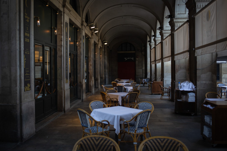 Las Cámaras de Catalunya piden al Govern que compense a los bares, restaurantes y comercios