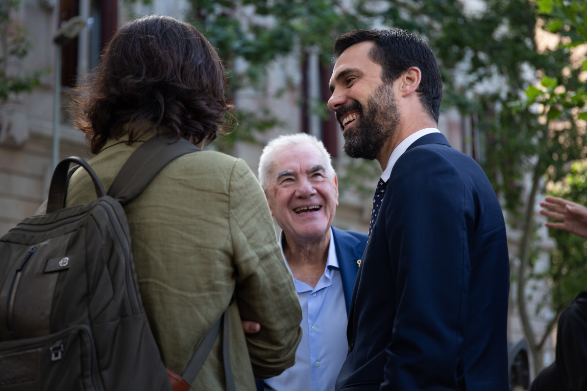 El candidato de ERC a la Alcaldía de Barcelona, Ernest Maragall, y el president del Parlament, Roger Torrent, en las inmediaciones del Tribunal Superior de Justicia de Cataluña (TSJC), donde el exse