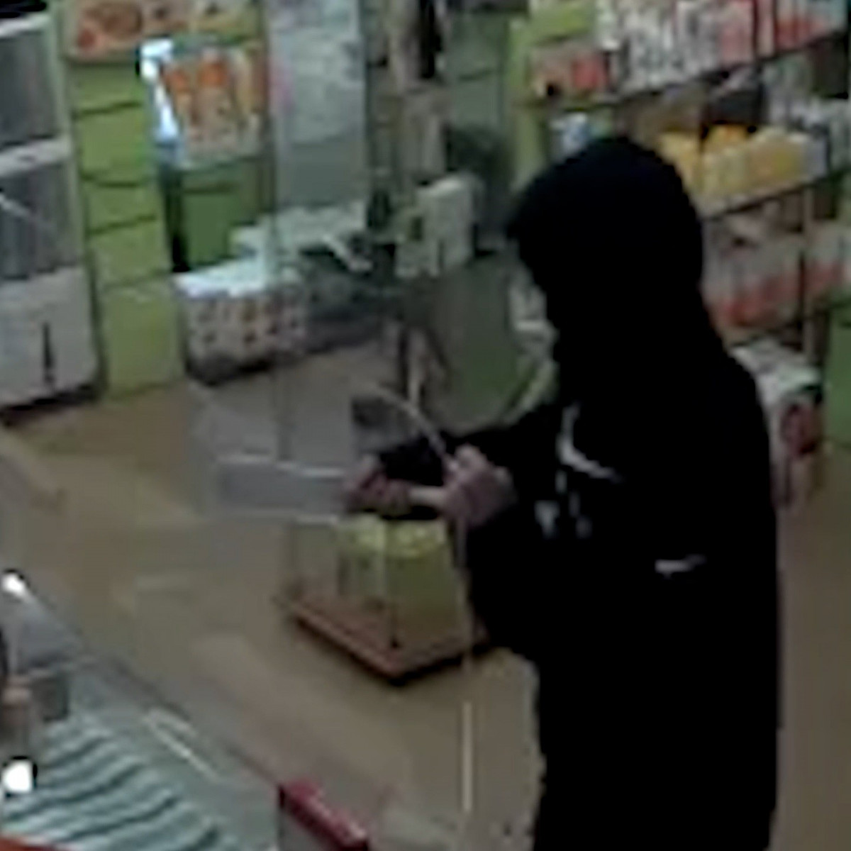 El ladrón atracaba en establecimientos utilizando un cuchillo de carnicero.