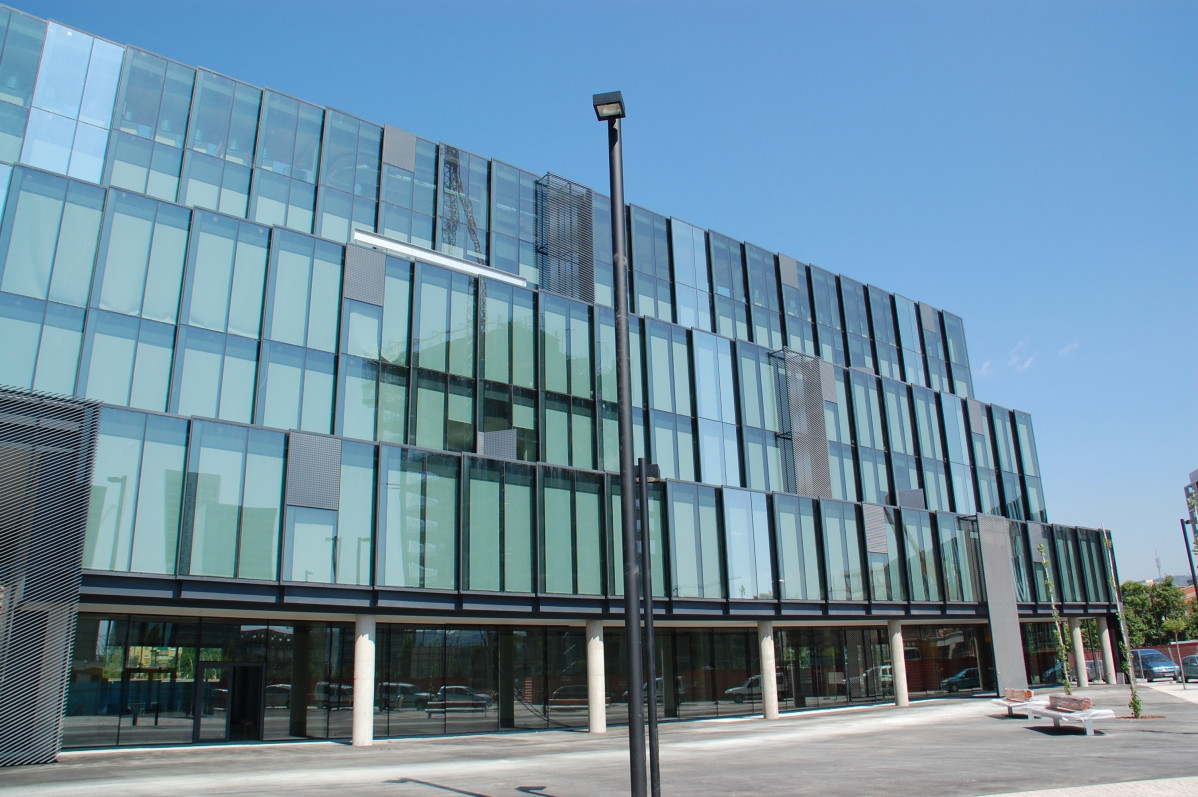 Edificio sede de Gallina Blanca en Barcelona.