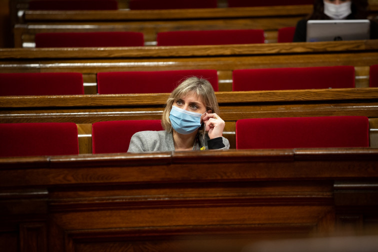 El Govern planea que las farmacias empiecen a hacer test de antígenos