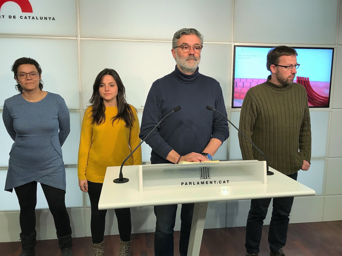 Los diputados de la CUP en el Parlament Natàlia Sànchez, Maria Sirvent, Carles Riera y Vidal Aragonés en una imagen de archivo.