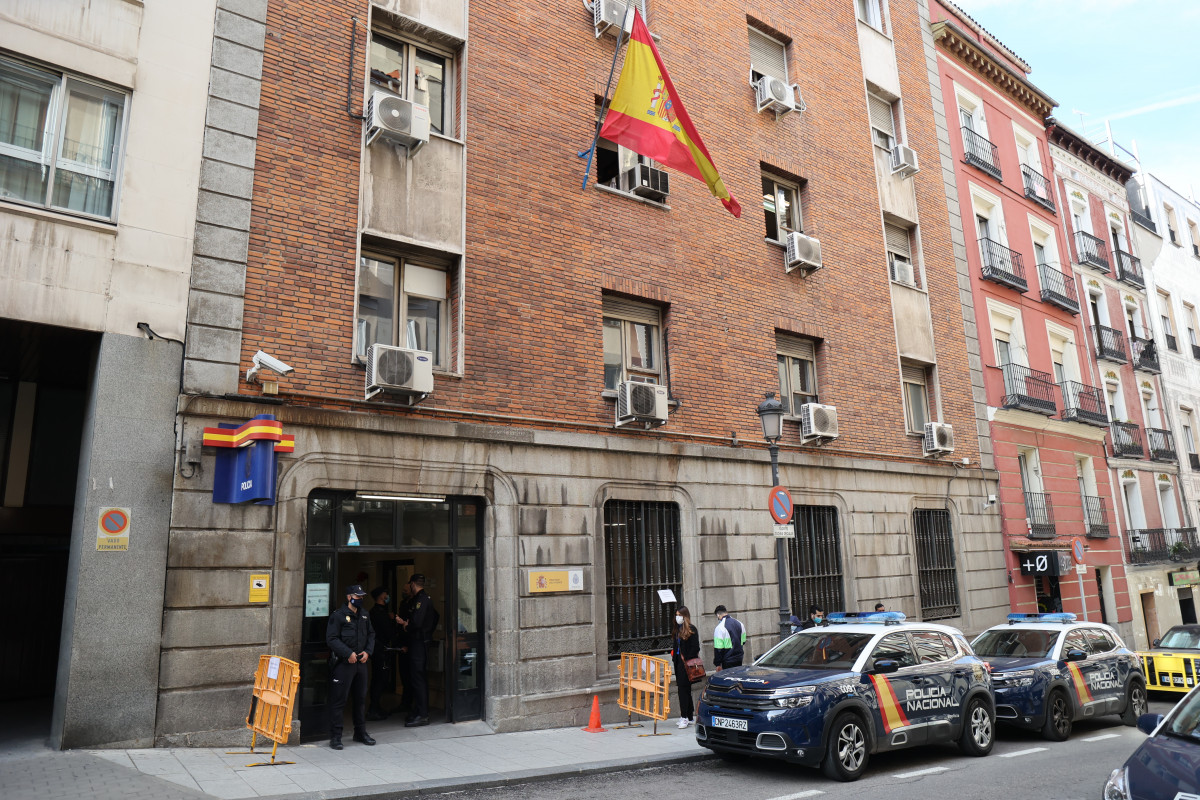 Imágenes de la comisaría en las que se encuentra detenido en los calabozos el bailarín Rafael Amargo por los presuntos delitos de organización criminal y tráfico de drogas, en Madrid (España), a