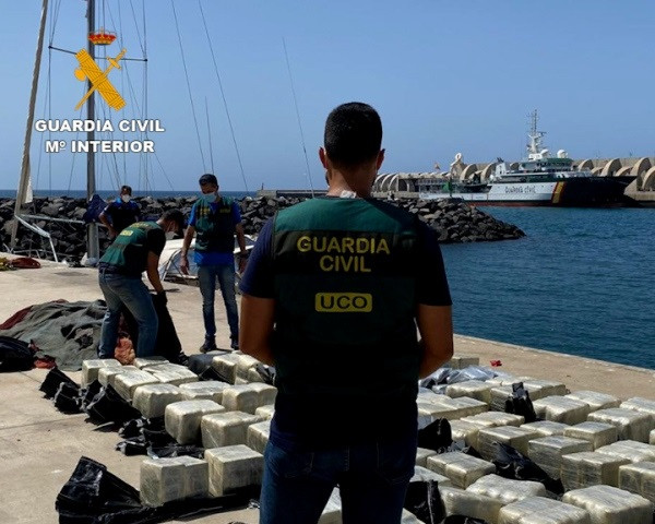 Guardia Civil participa en la mayor operación internacional contra narcotráfico, con 280 toneladas de cocaína incautadas