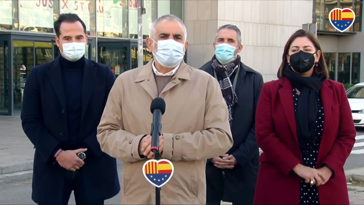 El líder de Cs en Catalunya, Carlos Carrizosa, junto al vicepresidente de la Comunidad de Madrid, Ignacio Aguado, la líder de Cs en el Ayuntamiento de Barcelona, Luz Guilarte, y el diputado de Cs en