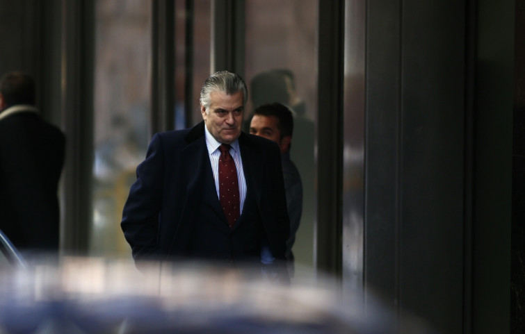 Barcenas dice que abogados del PP le amenazaron con la cárcel de su mujer si hablaba contra el partido