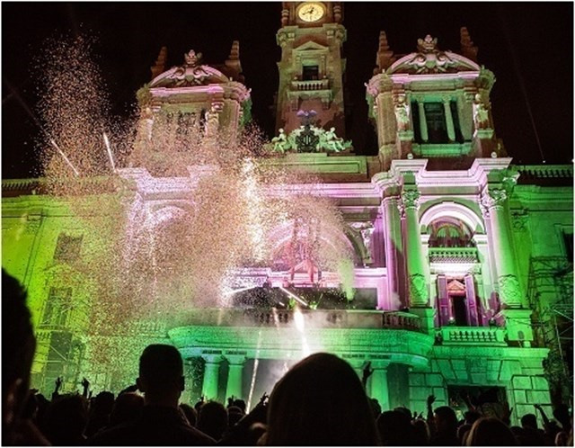 Fiesta de Nochevieja en la Plaza del Ayuntamiento de València en una imagen de archivo