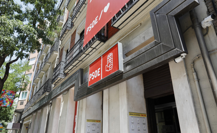 El PSOE reconoce haber retirado 940.000 euros en efectivo para gastos de 'caja'