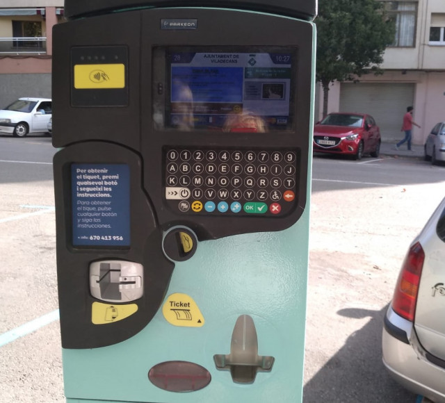 El Ayuntamiento de Viladecans multa ignorando sus propias ordenanzas