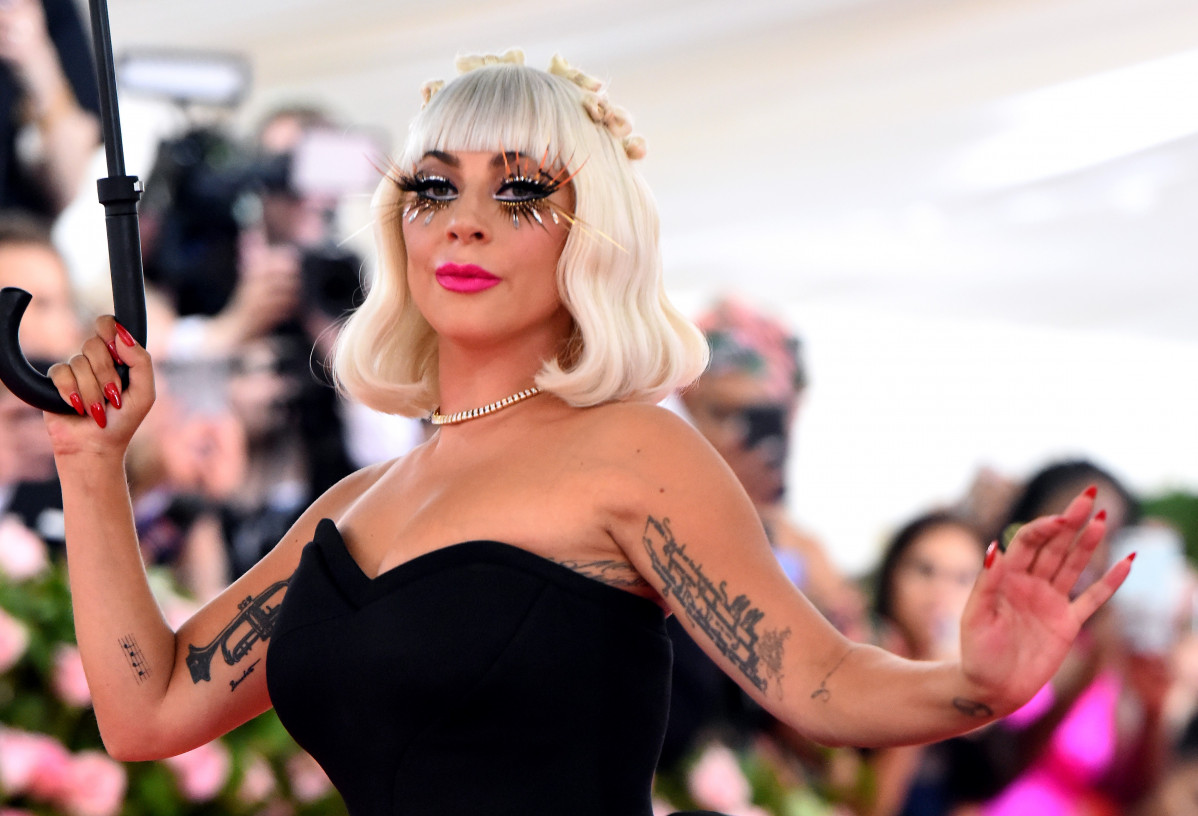 EuropaPress 2113259 06 may 2019 us new york lady gaga poses as she arrives for the benefit gala