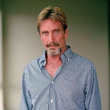 El creador del antivirus McAfee se ahorcó en su celda de Brians 2