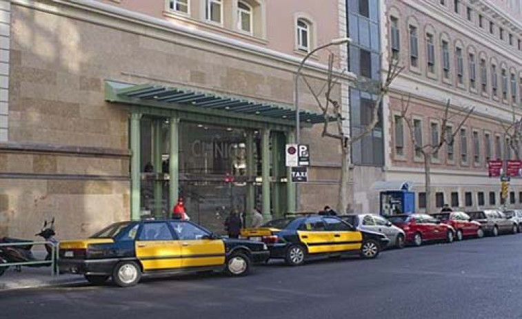 Comín defiende ampliar el Clínic en la Escola Industrial y no en La Model