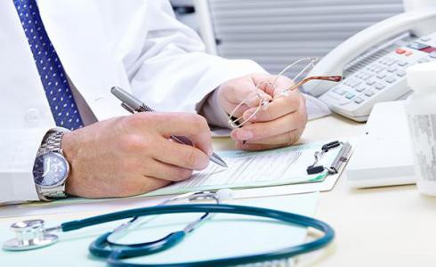 Crece la espera quirúrgica en la sanidad privada aunque se tarda menos en el especialista y en hacer pruebas