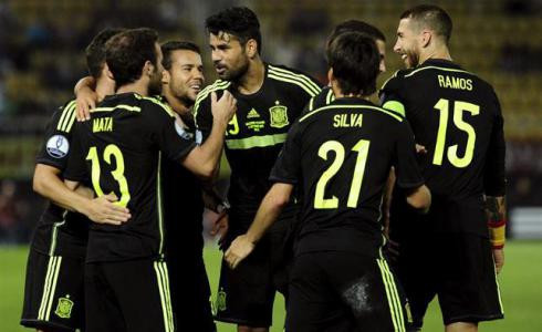 Investigadores examinan el esfuerzo intelectual de los futbolistas en el campo de juego